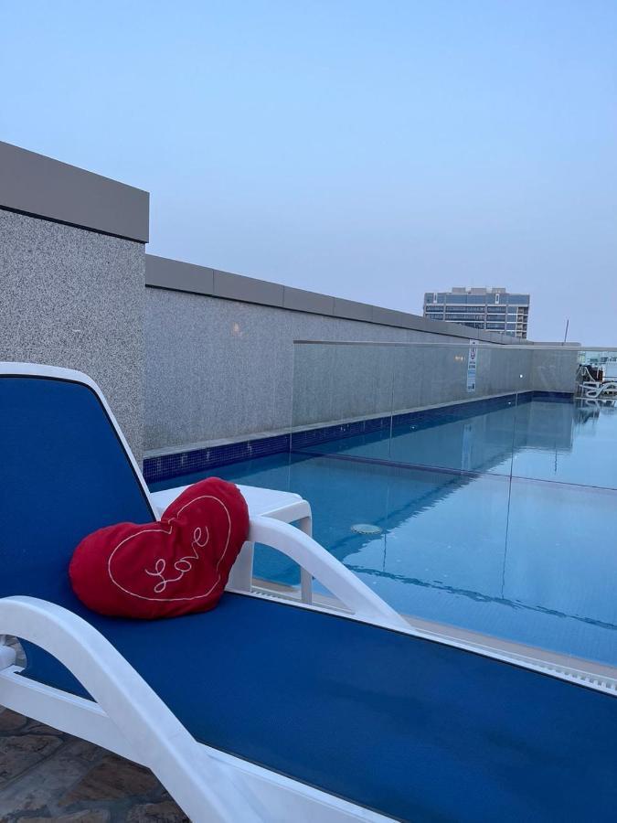 Great View, Dubai Sportcity, Parking Included, Nice Apartments Exterior photo